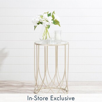 Veneto Table by M.U.S.E