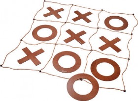 Verao-Giant-Noughts-and-Crosses on sale