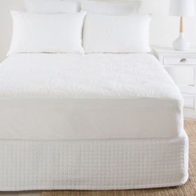 Bamboo-Mattress-Protector-by-Hilton on sale