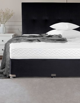 SleepMaker-Cocoon-Gold-Jervis-Queen-Mattress-in-Medium on sale
