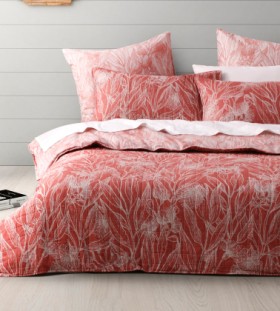 Dri-Glo-Hunter-Quilt-Cover-Set on sale