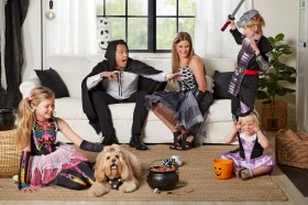 Halloween-Costumes on sale