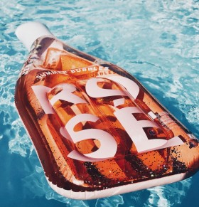 Sunnylife-Float-Away-Lie-On-Rose-Bottle on sale