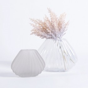 Ariel-Shell-Vase-by-MUSE on sale